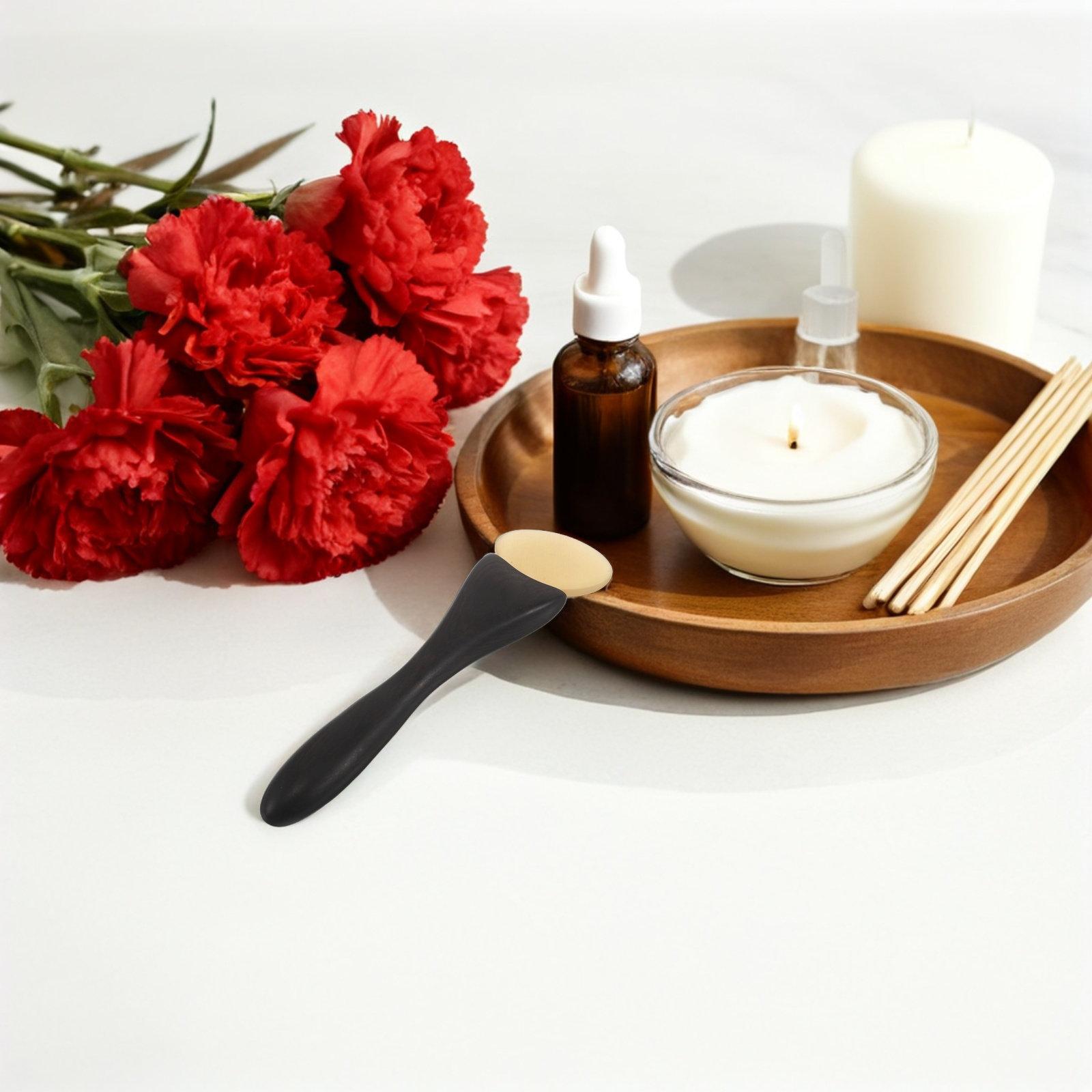 Skincare Natur E - Massaggiatore Facciale in Legno di Sandalo,